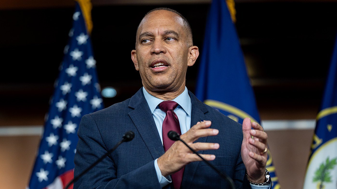 Jeffries slams Loomer as 'stone-cold racist,' presses GOP to cut ties