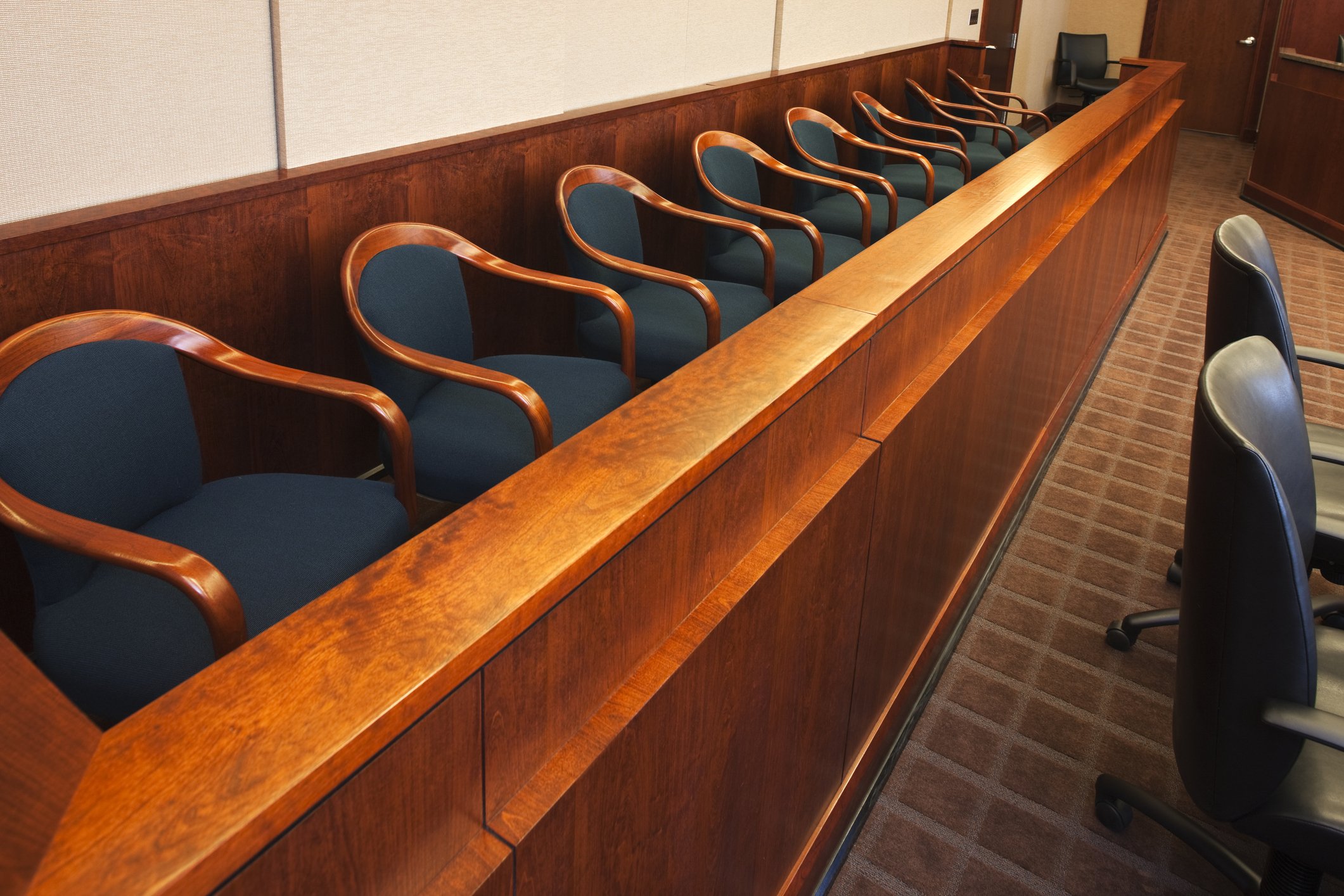 Jury Duty Scam: How Fraudsters Exploit Civic Duty to Steal Money