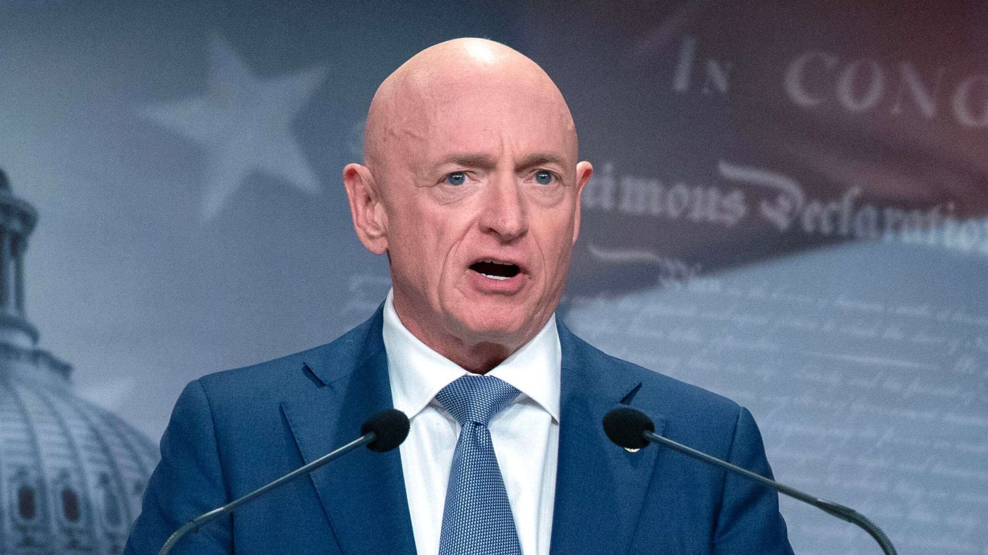 Kelly Slams Trump's Real Estate Envoys in Historic Iran Negotiations