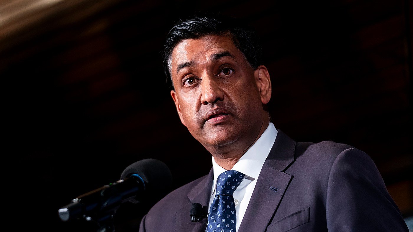 Khanna: AOC's 2028 Run Won't Sway My Decision