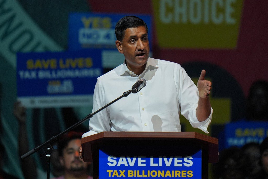 Khanna stakes claim as post-Bernie progressive with capitalist vision