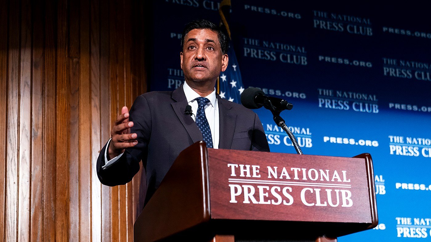 Khanna urges FDA-style agency to regulate AI, warns of 'catastrophic' race with China