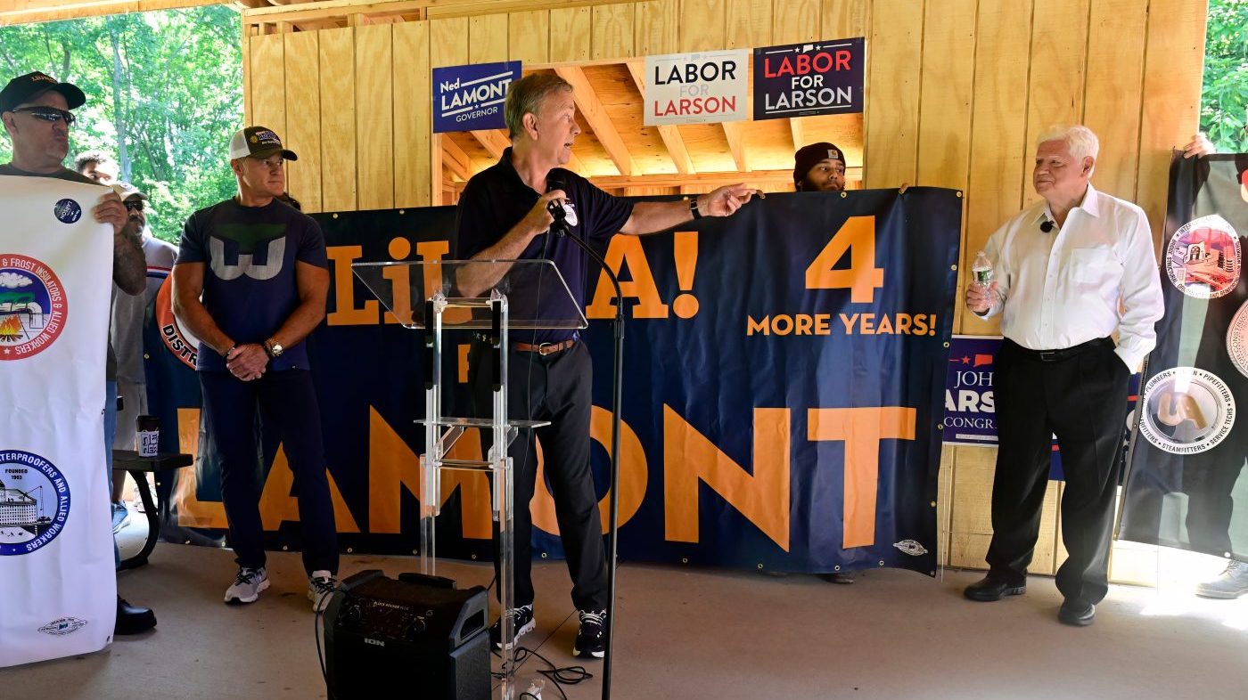 Lamont wins Connecticut primary, sets up November clash with Fazio