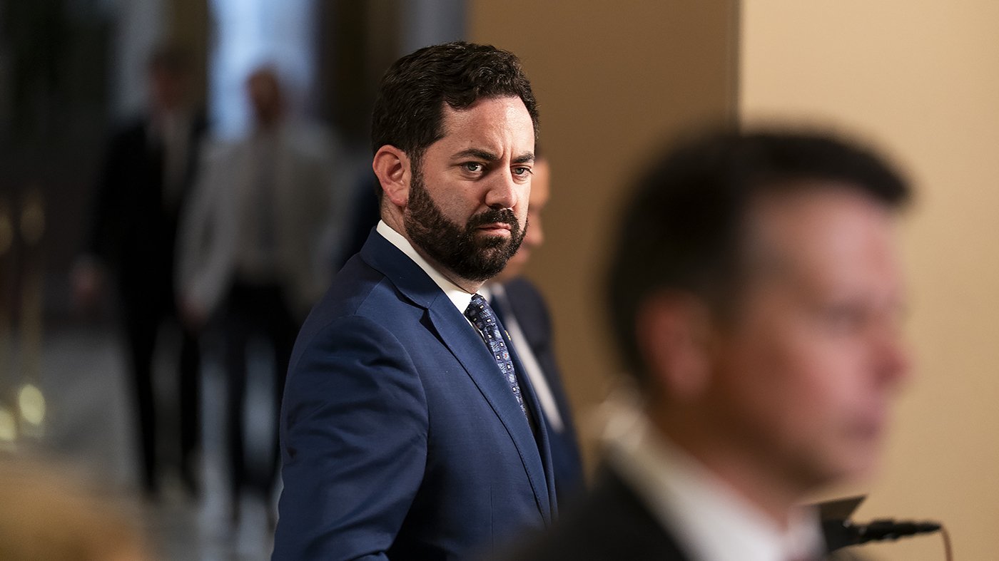 Lawler Defends Trump's Iran Ultimatum as Targeting Infrastructure, Not Civilians