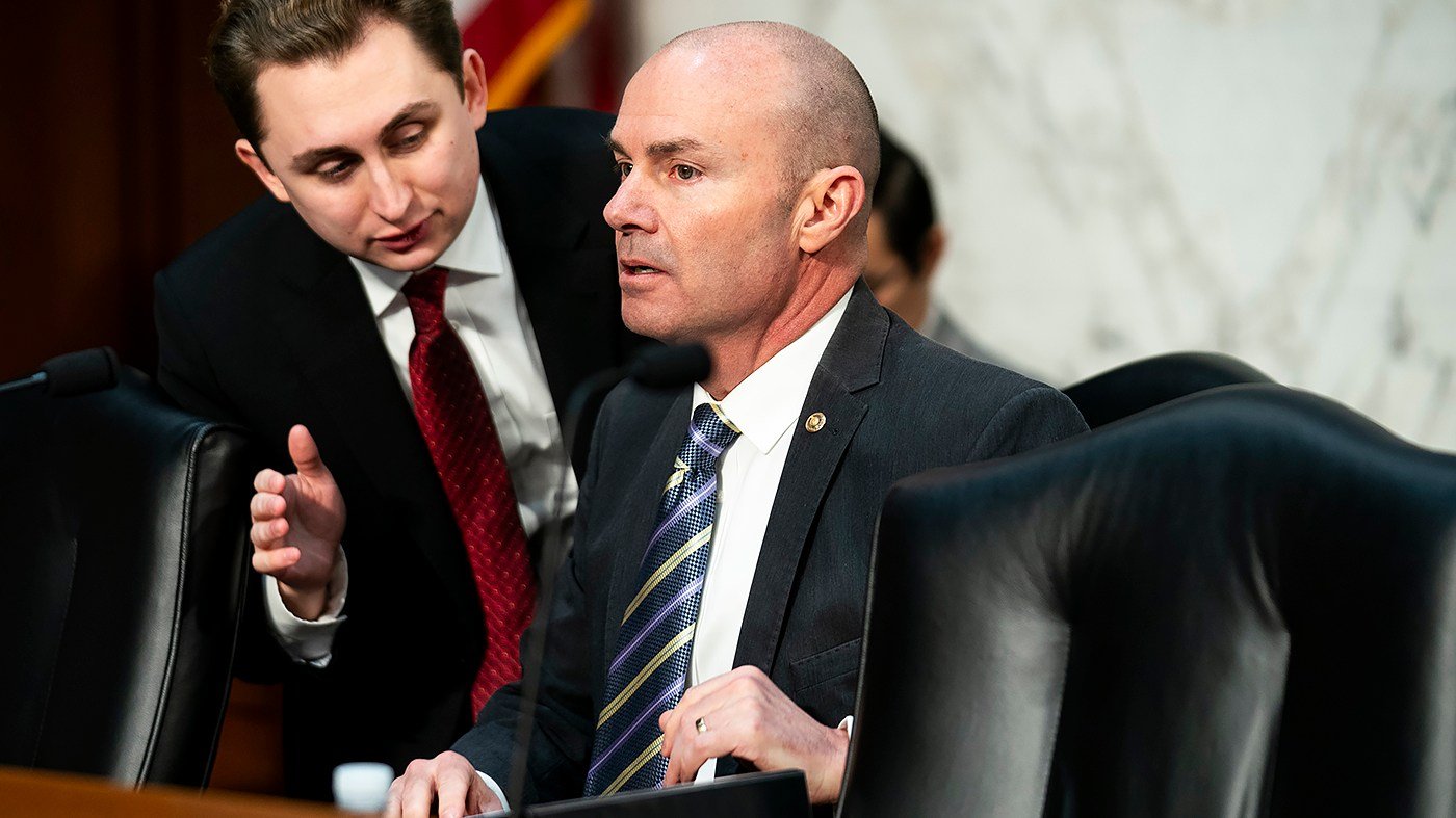 Lee blocks Senate effort to shield Kennedy Center from Trump demolition
