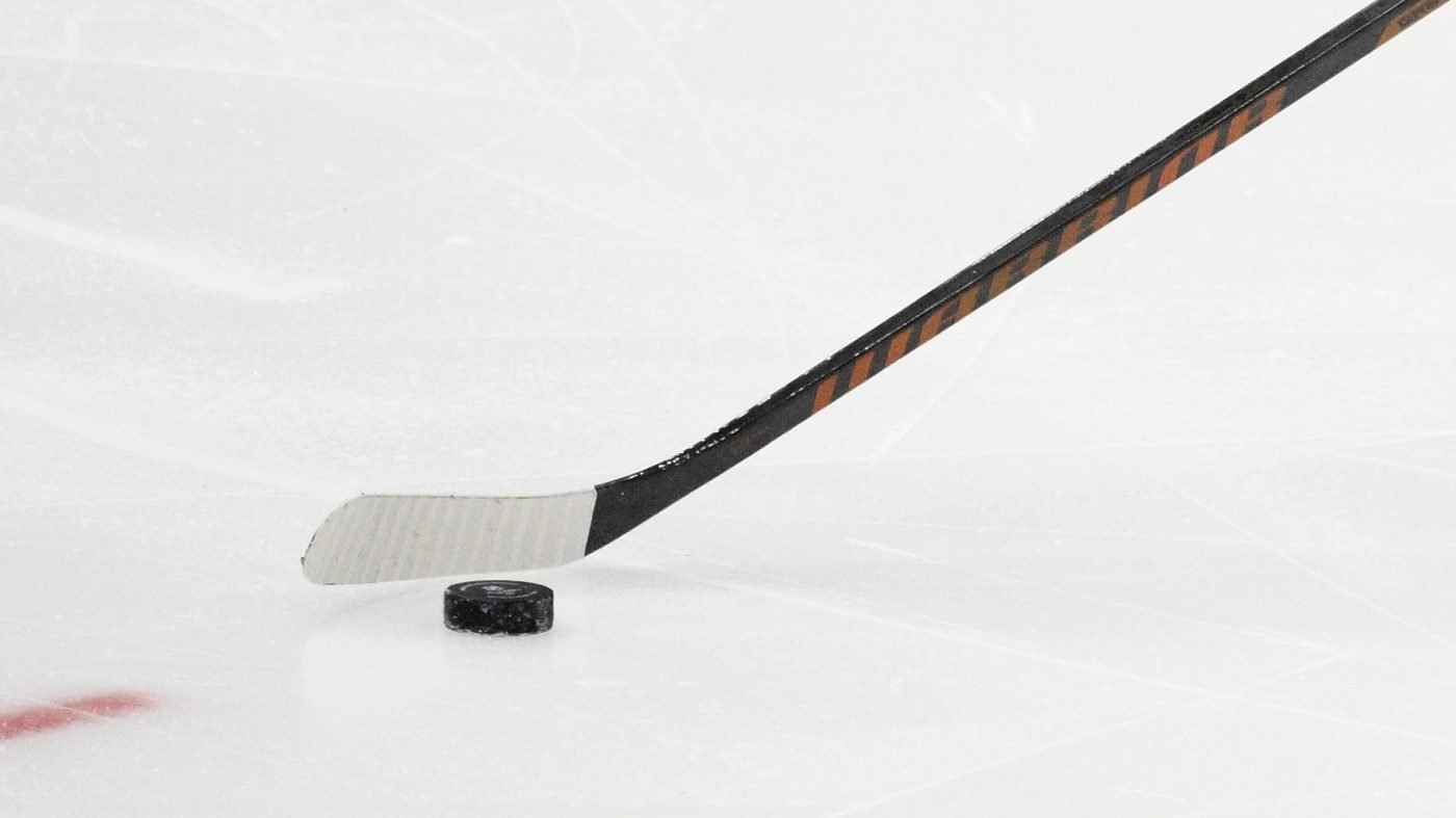 Lobbyists Defeat Congressional Team in Overtime Charity Hockey Match