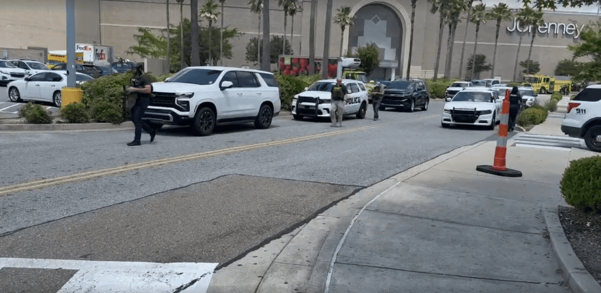 Louisiana Governor Confirms Active Shooter at Mall of Louisiana; 10 Injured