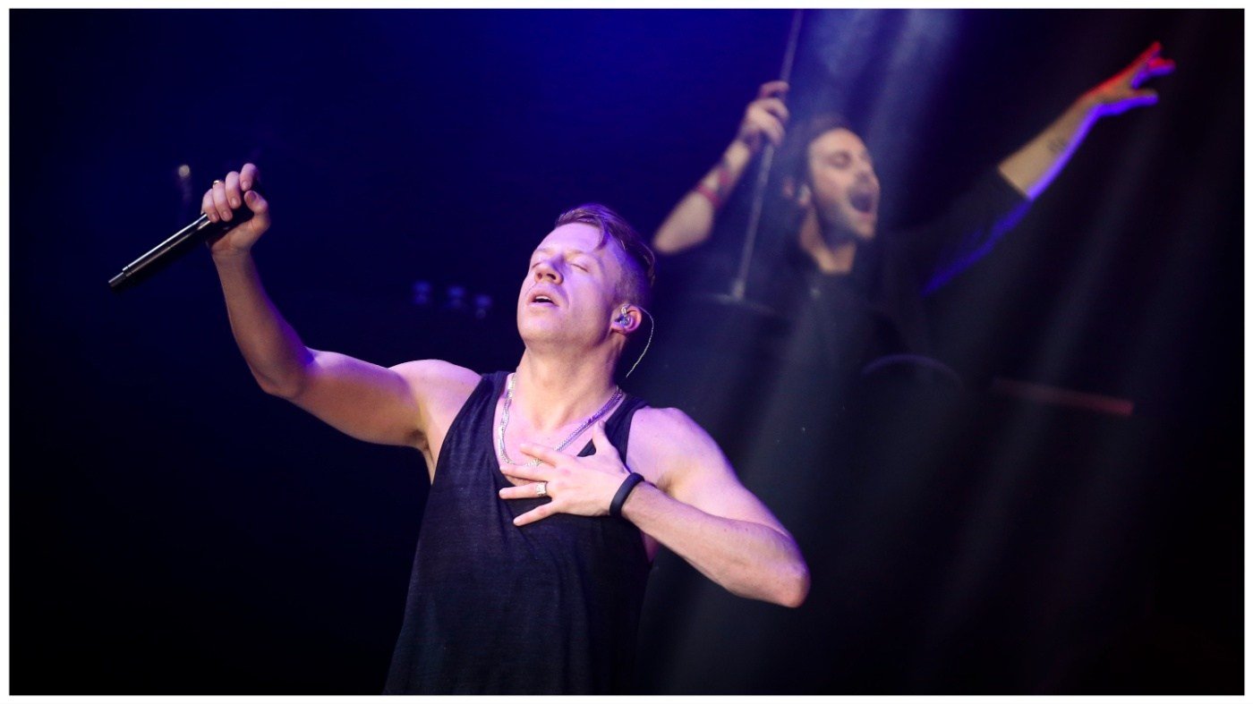 Macklemore Claims Kraft-Led Stadium Owners Forced His Exit from Sheeran Tour