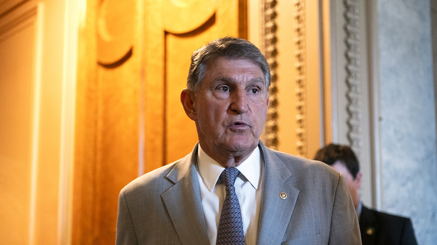 Manchin Calls on Democrats to Defend Filibuster Against GOP Push for Elimination