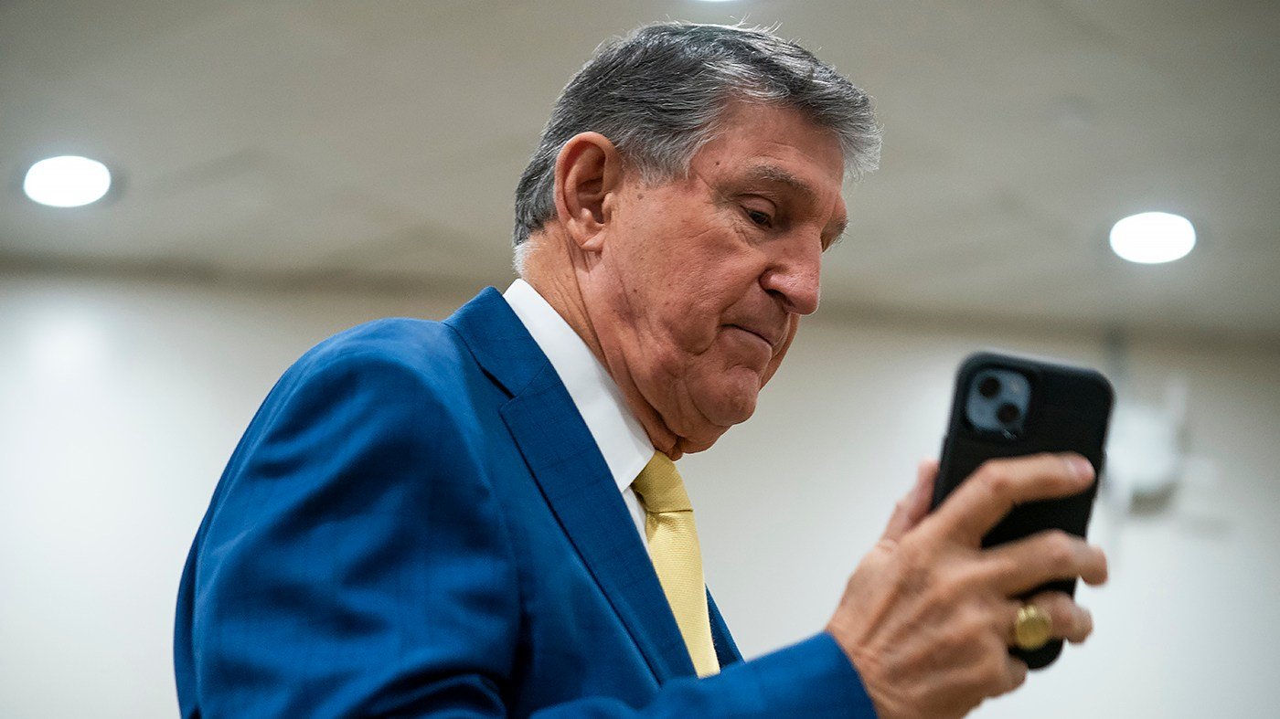 Manchin: Paxton's Lack of Character Disqualifies Him from Senate