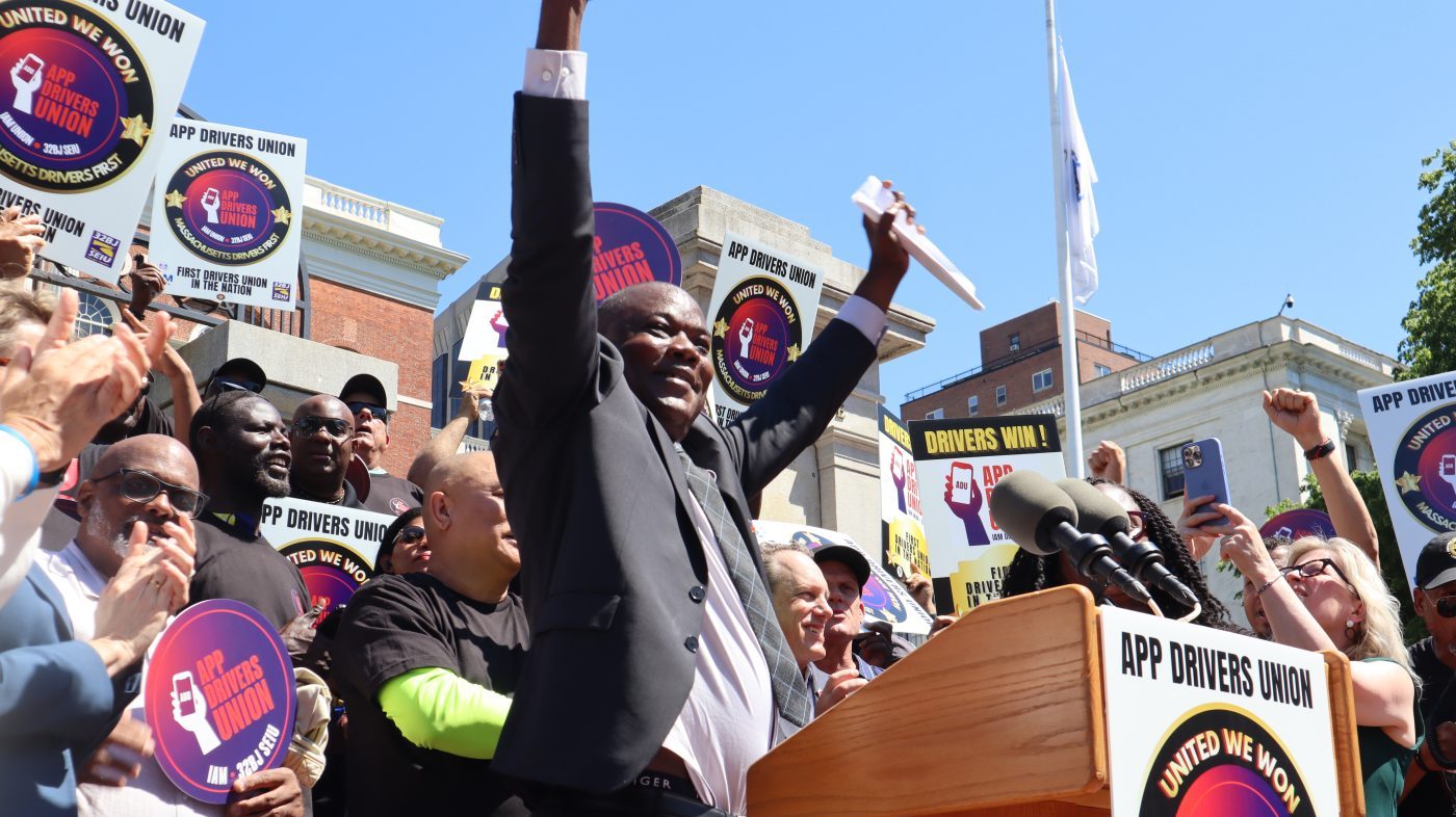 Massachusetts Makes History: Uber, Lyft Drivers Win Union Rights