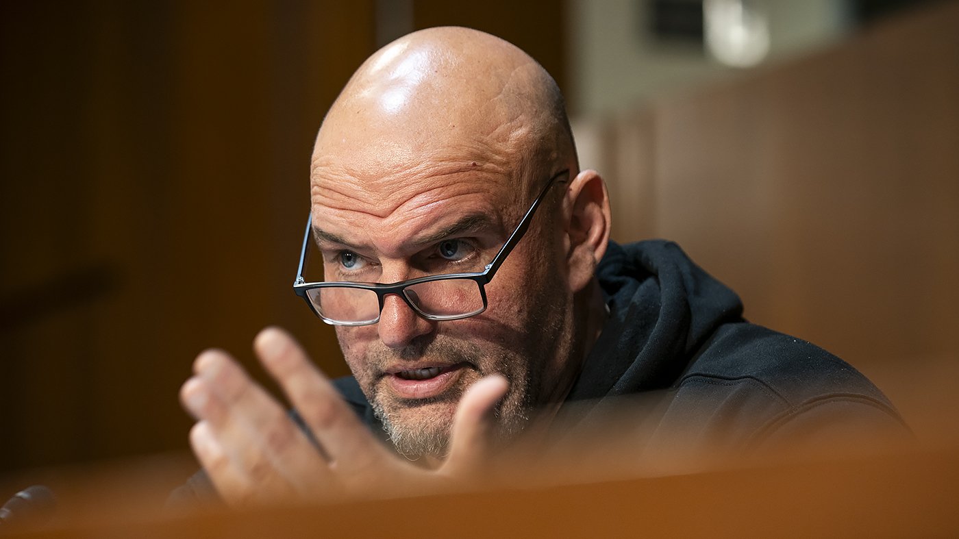 Monroe County Democrats Denounce Fetterman as 'Traitor' Over GOP Support