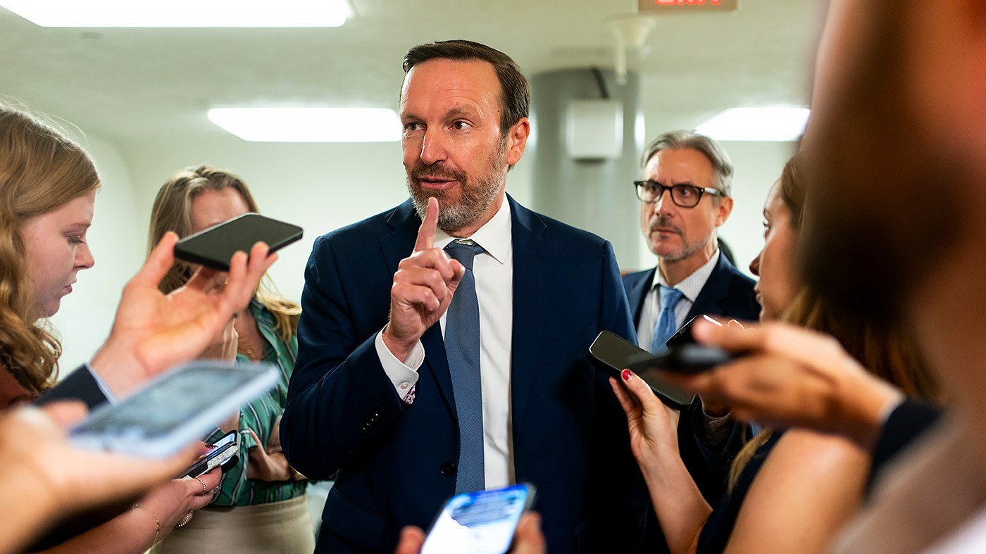 Murphy Denied Access to Key U.S. Base in Qatar Amid Iran War Oversight Fight