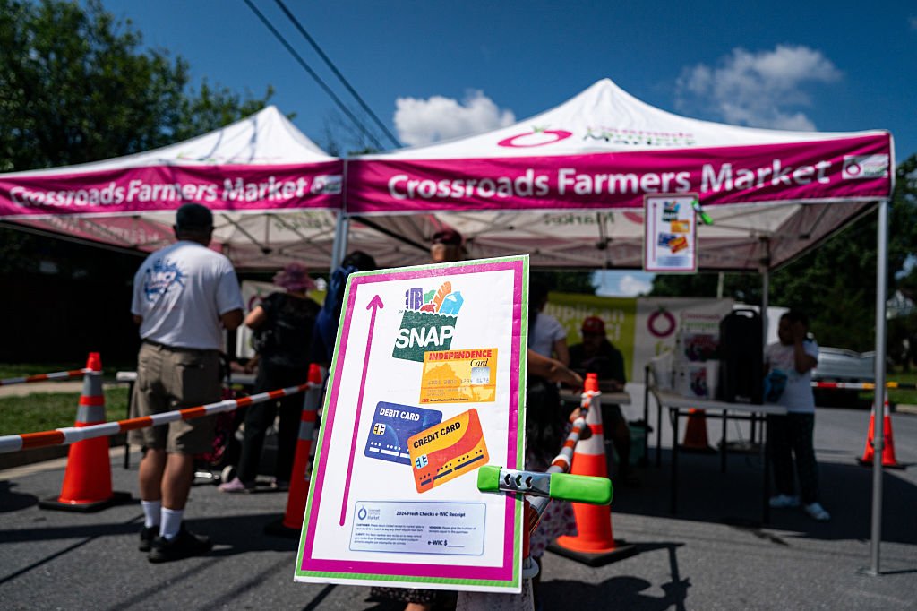 New Bill Proposes $60 Monthly Produce Stipend for SNAP and Moderate-Income Families