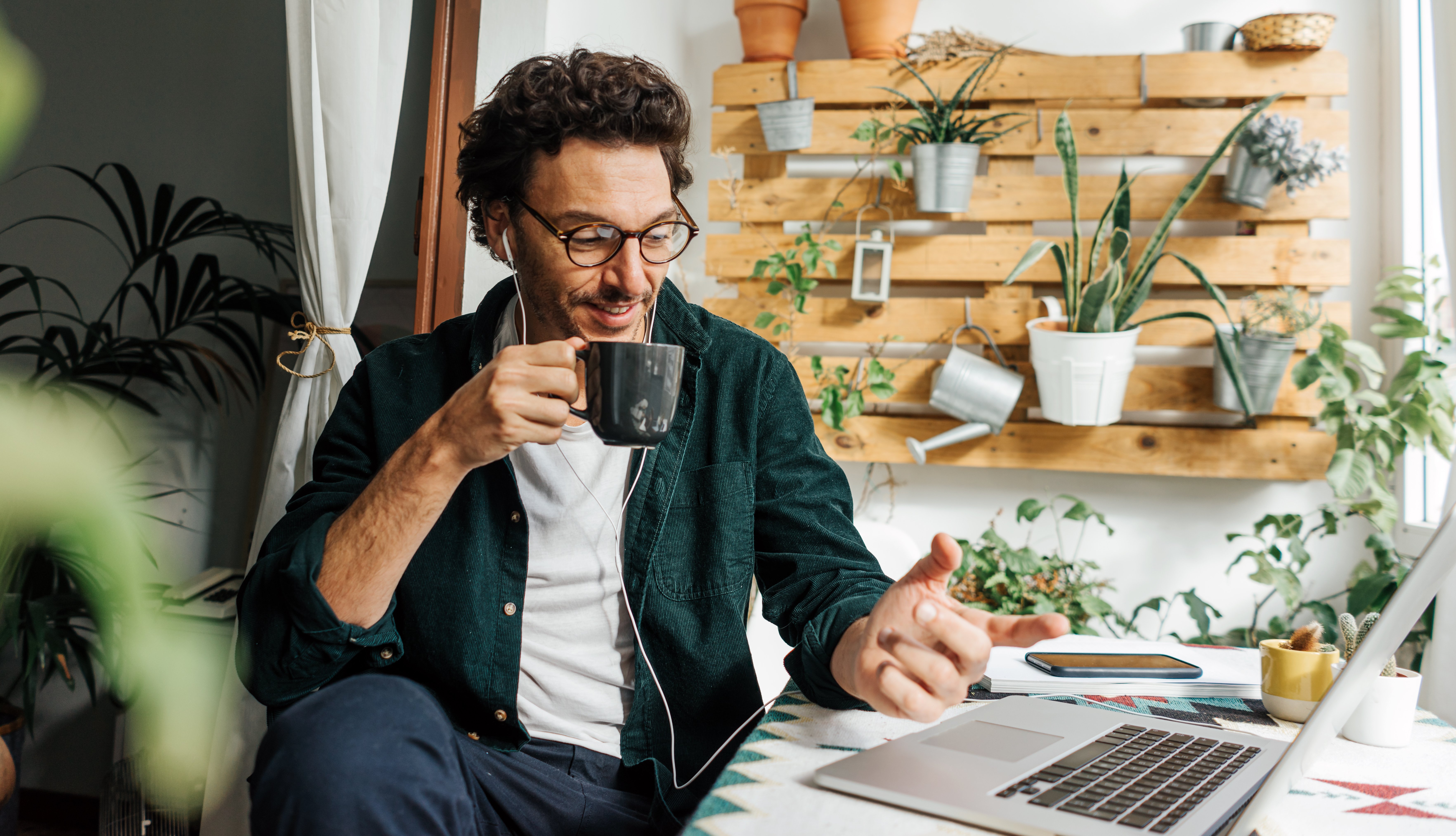 NY Fed Links Remote Work Surge to Rising Youth Joblessness