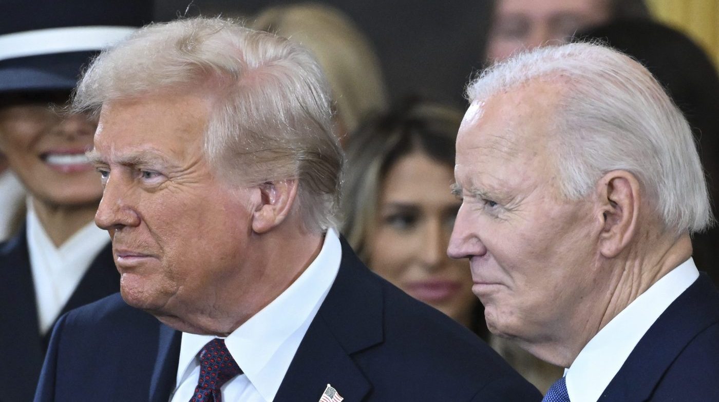 NYT Reporters: Trump Answers More Questions Than Biden, But White House Transparency Claim 'Simply Not True'