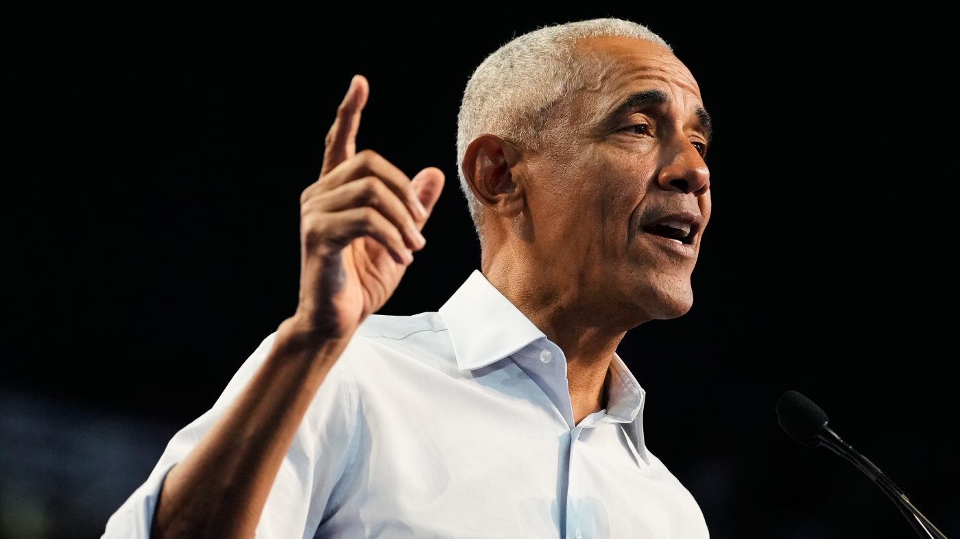 Obama hits back at GOP over Cheesecake Factory backlash: 'Not serious people'