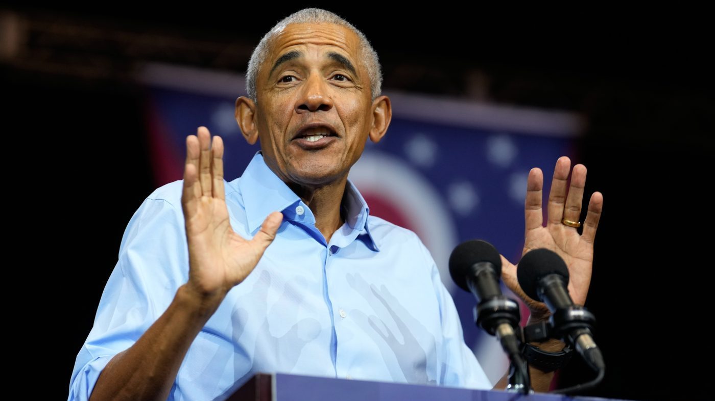 Obama Slams Trump, Ramaswamy in Fiery Ohio Rally for Democrats