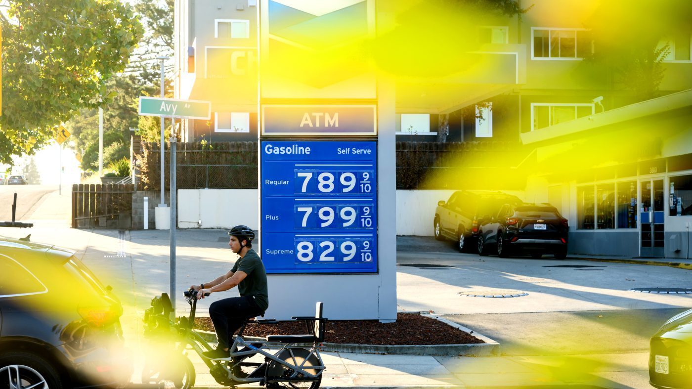 Oil Prices Climb as White House Mulls New Iran Strike Options