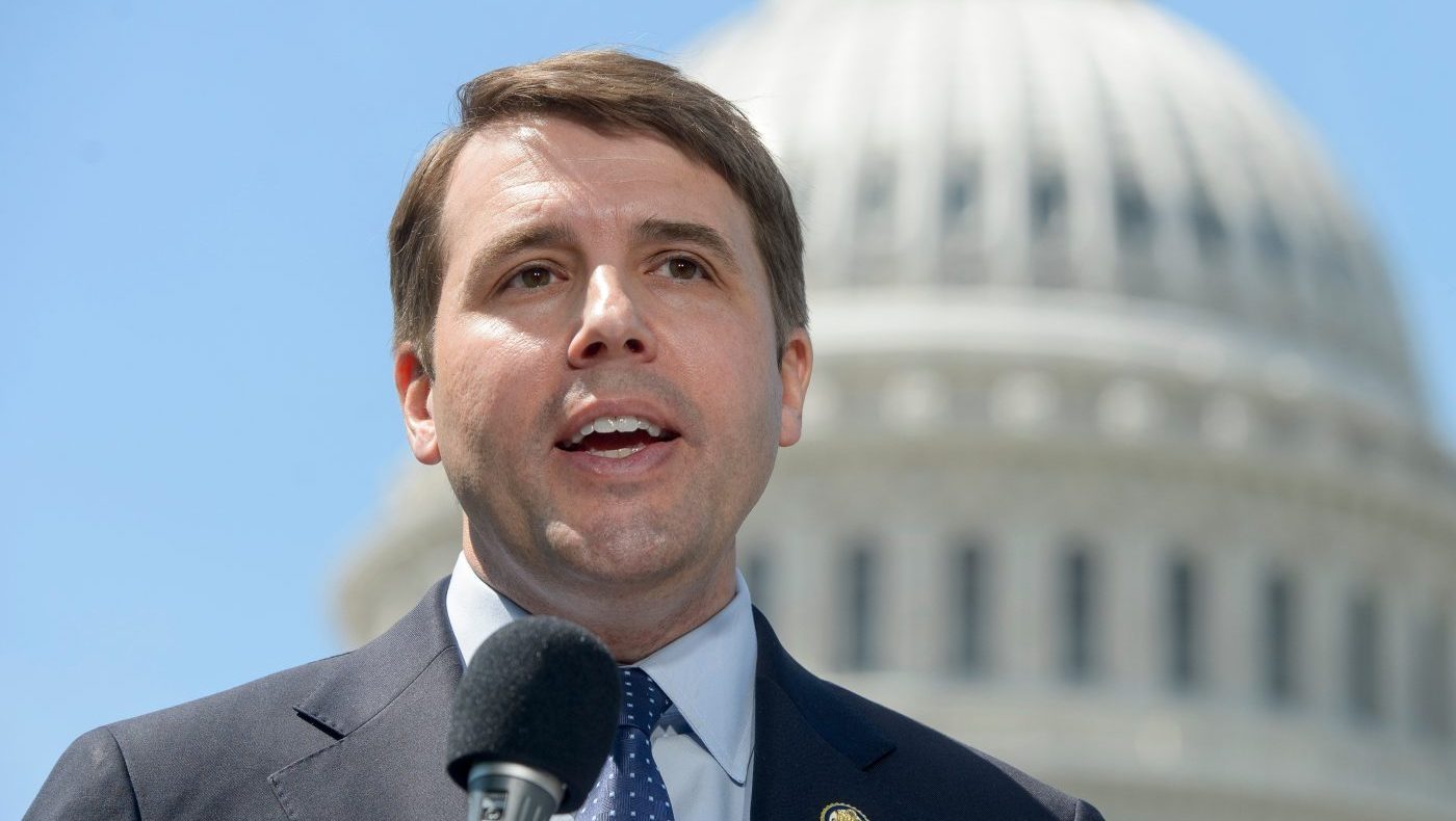 Pappas and Sununu Set for Competitive New Hampshire Senate Showdown