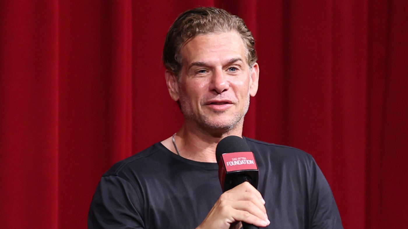 ‘PH-1’ Star Warns Social Media Obsession Could Trap Lawmakers in a Digital Prison