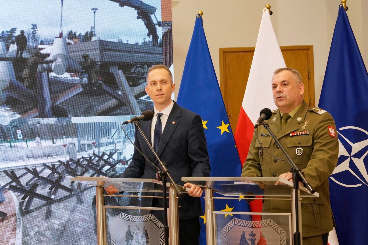 Poland Pushes for Permanent US Base as Pentagon Weighs European Force Posture