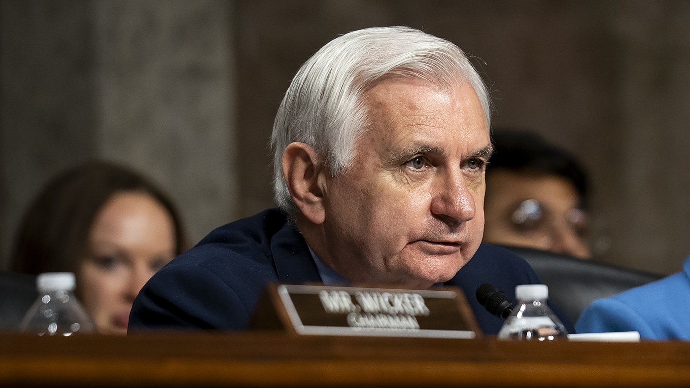 Reed Slams Trump's Iran Mission Pause as 'Strategic Incoherence'