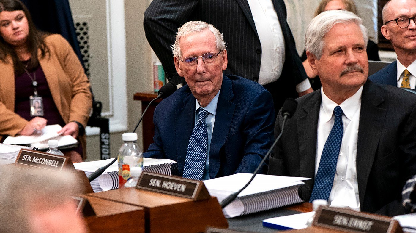 Republican Senators Press Trump Team to Unblock Taiwan Military Aid