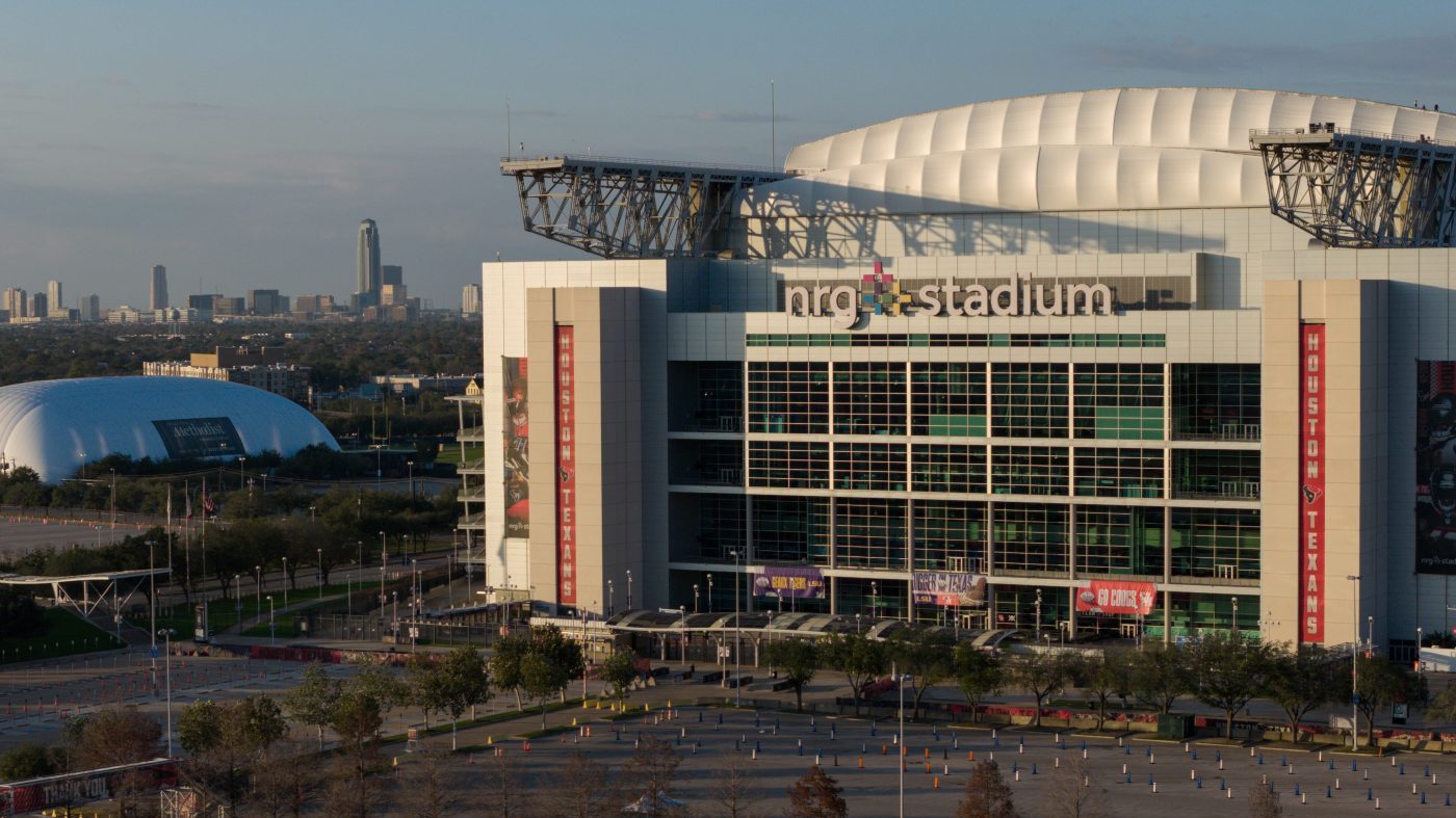 Restaurants in World Cup Host Cities Plan Mandatory 20% Gratuities