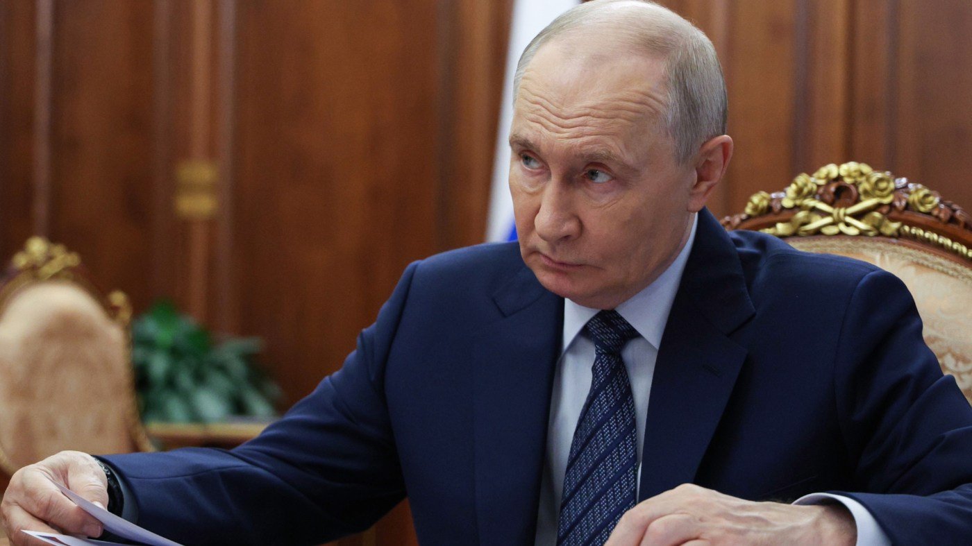 Russia's Decline Demands a Firm Western Stance, Not Concessions