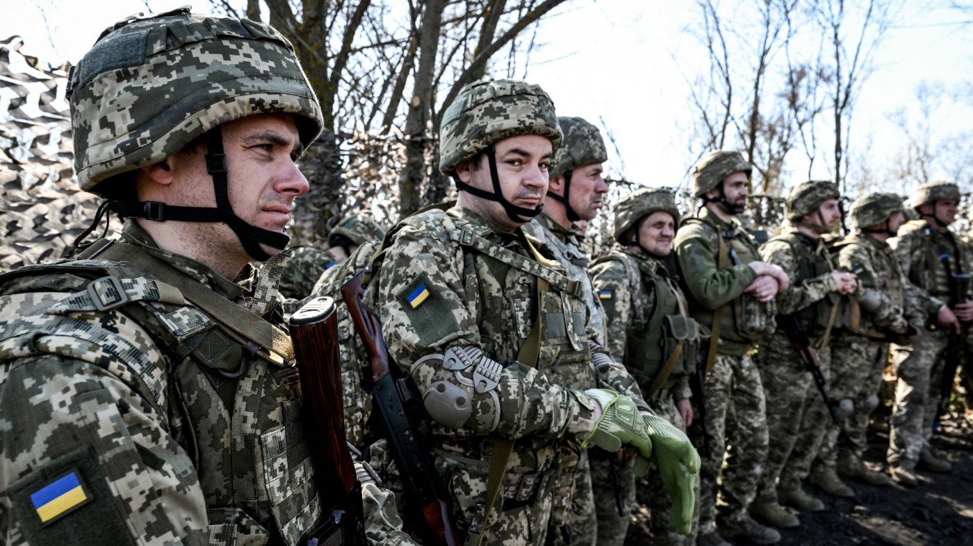 Russia's Economic Strain Deepens as Ukraine War Enters Critical Psychological Phase