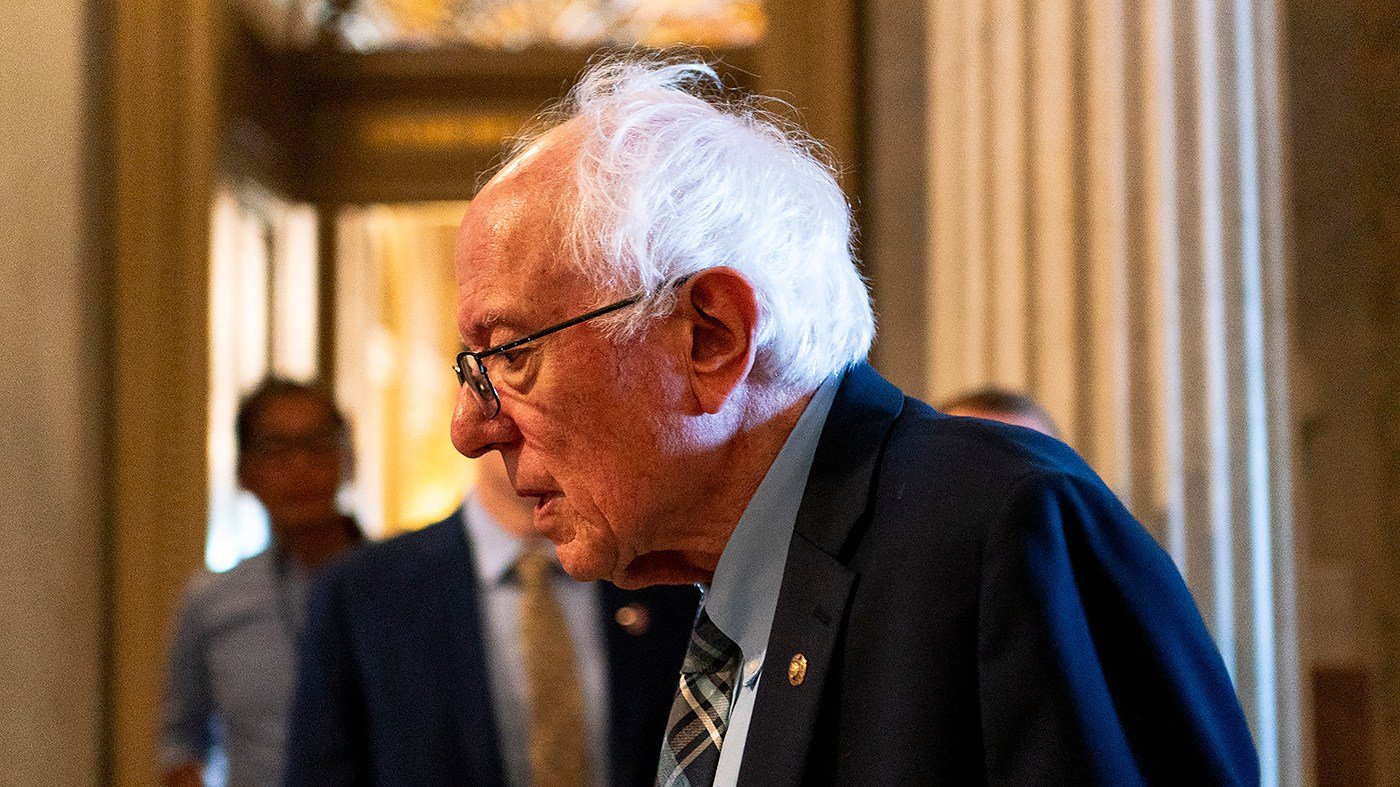 Sanders Backs Nixon After Florida Primary Upset
