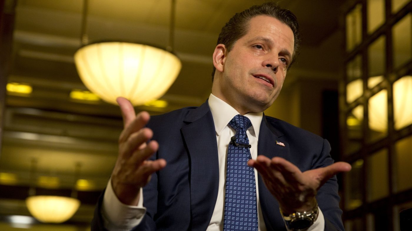 Scaramucci: Leavitt Would Have Opposed Trump's Press Ban