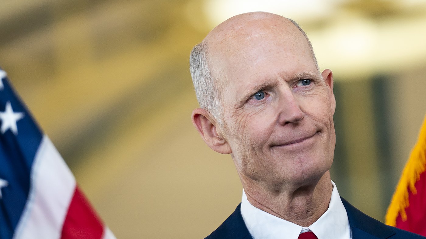 Scott Blocks Coast Guard Promotions in Contract Dispute with Florida Shipbuilder