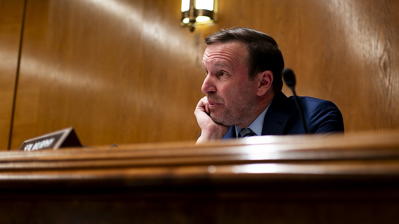 Sen. Murphy Pledges to Break Up Media Giants as Paramount Deal Sparks Outrage