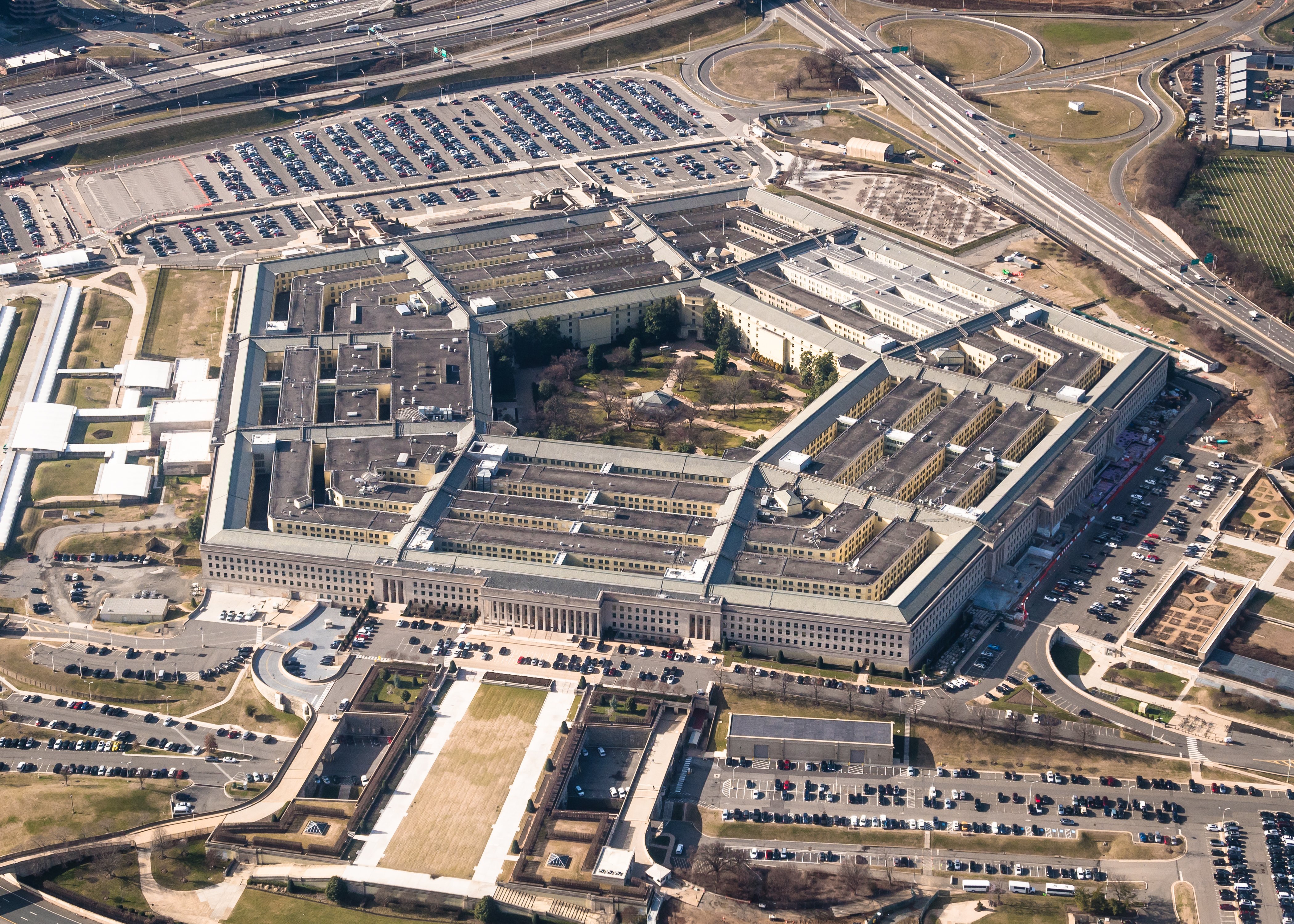 Senate GOP Advances Trump's Pentagon Renaming to 'Department of War'