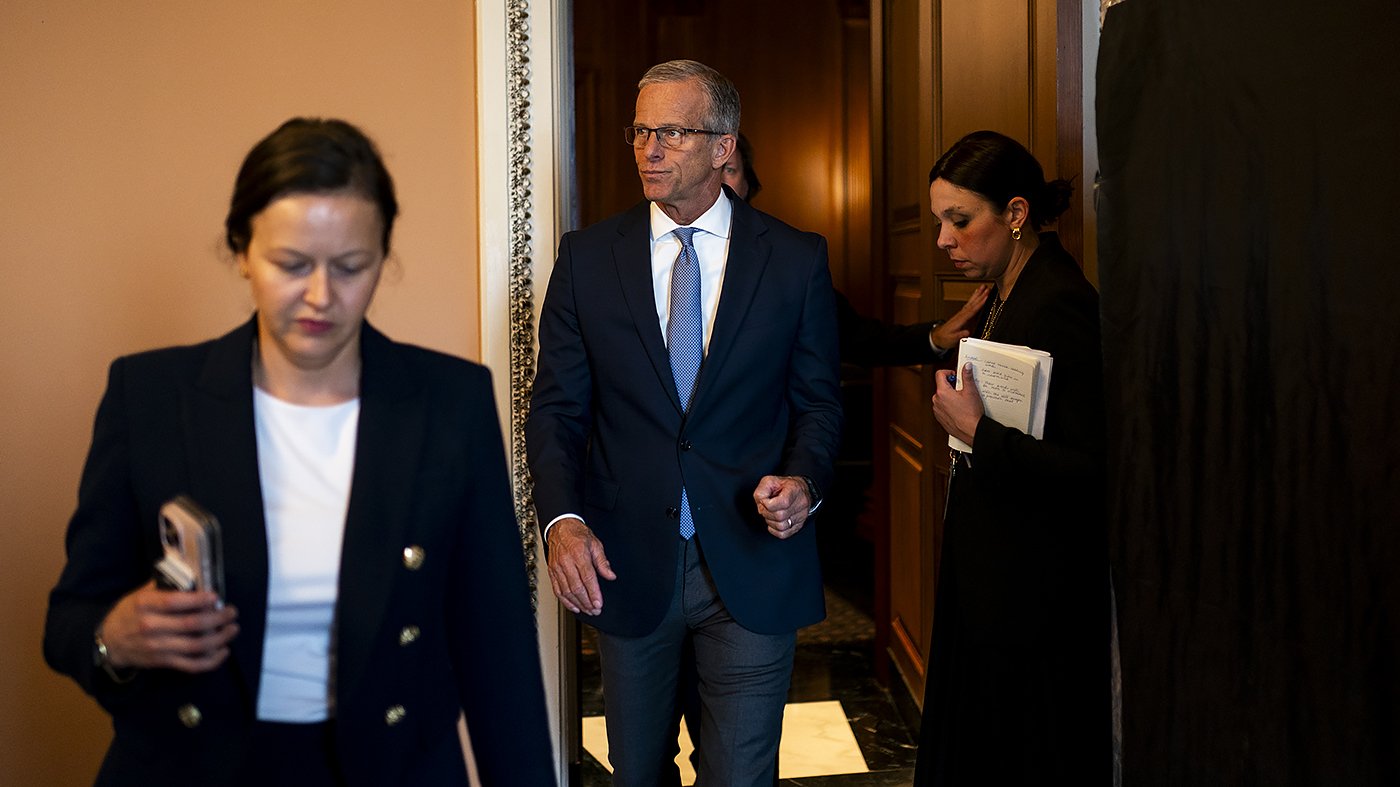 Senate GOP Delays $70B Immigration Package Over Bitter Fight on Trump's $1.8B Compensation Fund