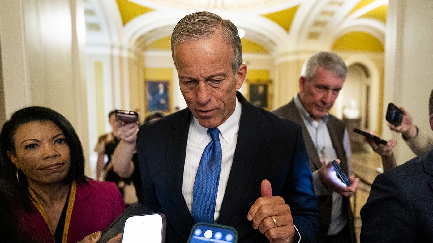 Senate GOP Faces Internal Rift Over Slim Reconciliation Bill to End DHS Shutdown