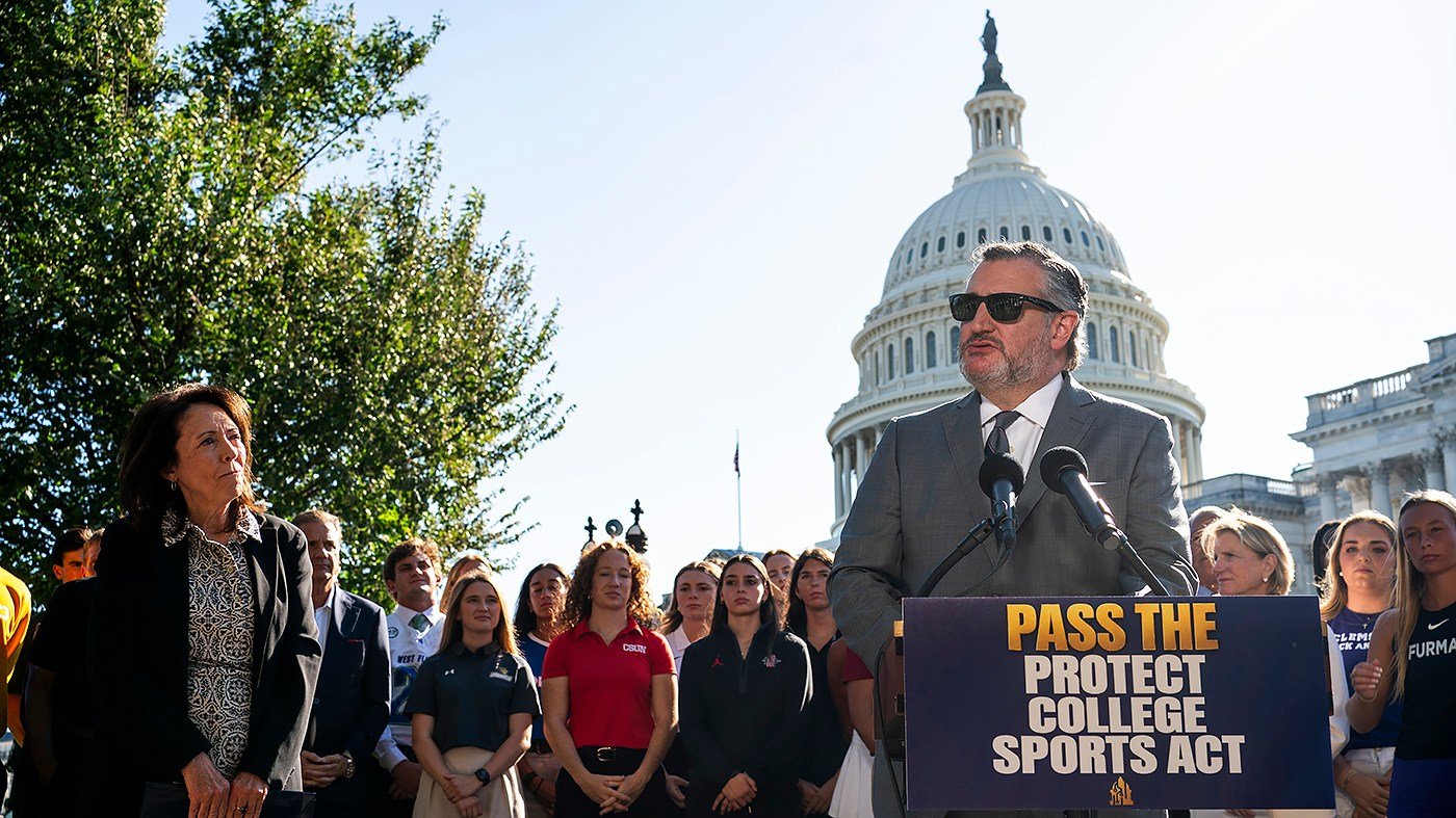 Senate passes sweeping college sports overhaul with bipartisan support