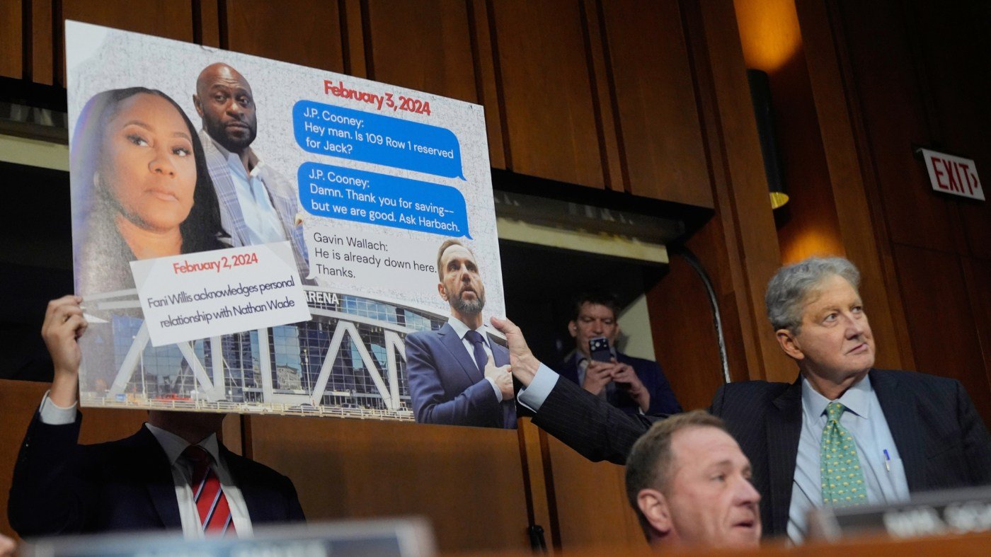 Smith's Senate Grilling: GOP's Basketball Blunder Backfires