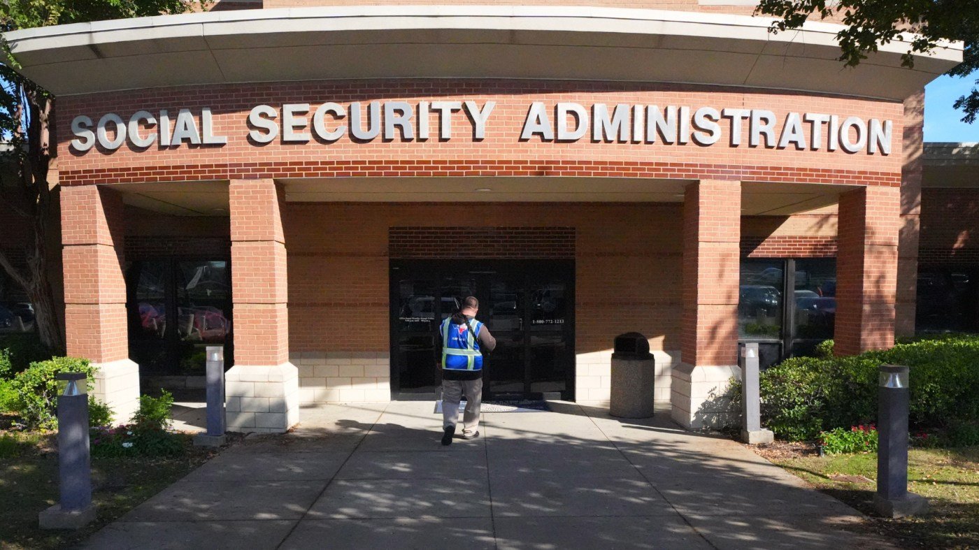 Social Security's 2032 Cliff Looms: Why Vague Promises Won't Save It