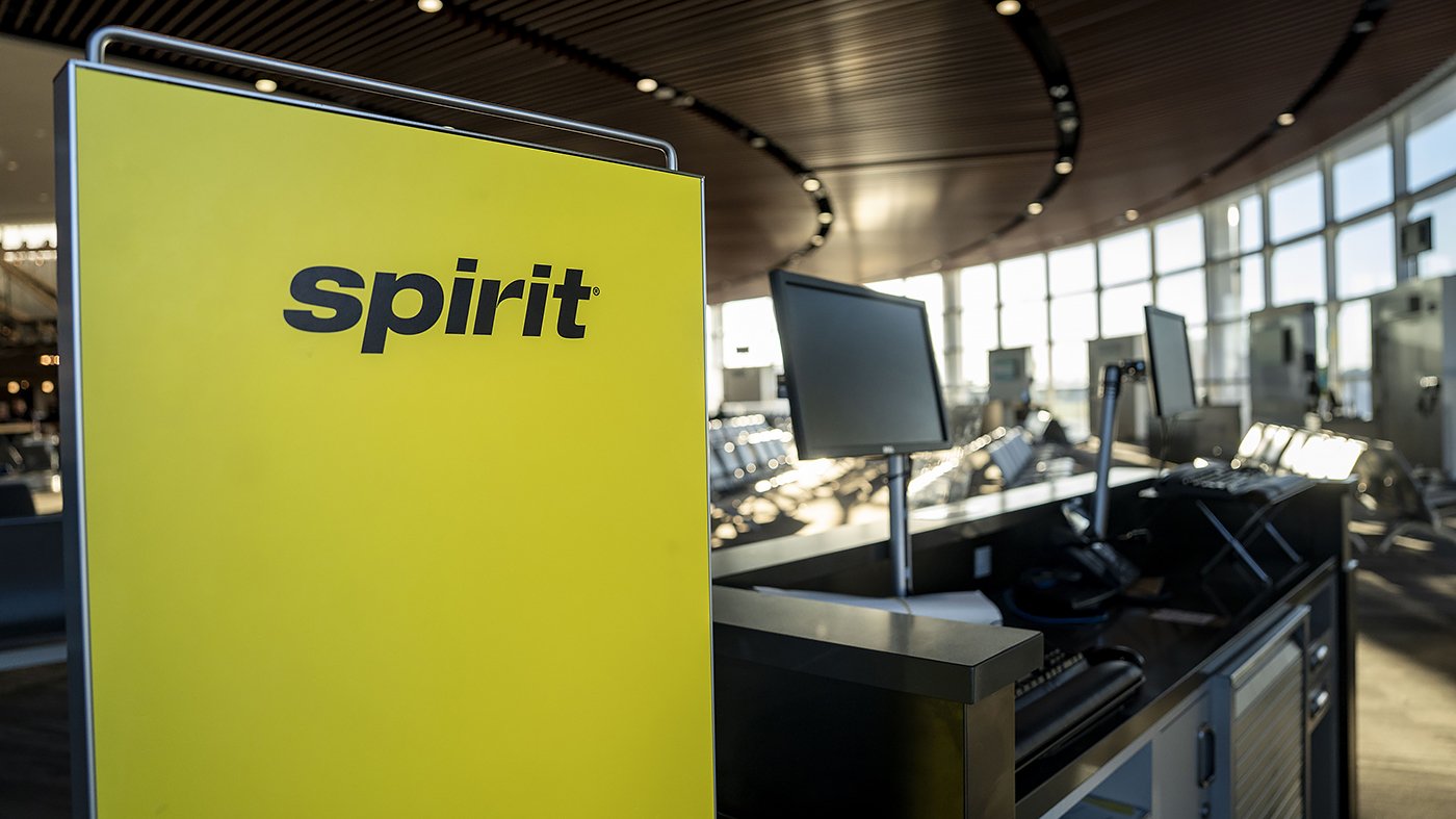 Spirit Airlines Shutdown After Bailout Failure Hits Fliers, Spurs Price Hike Fears