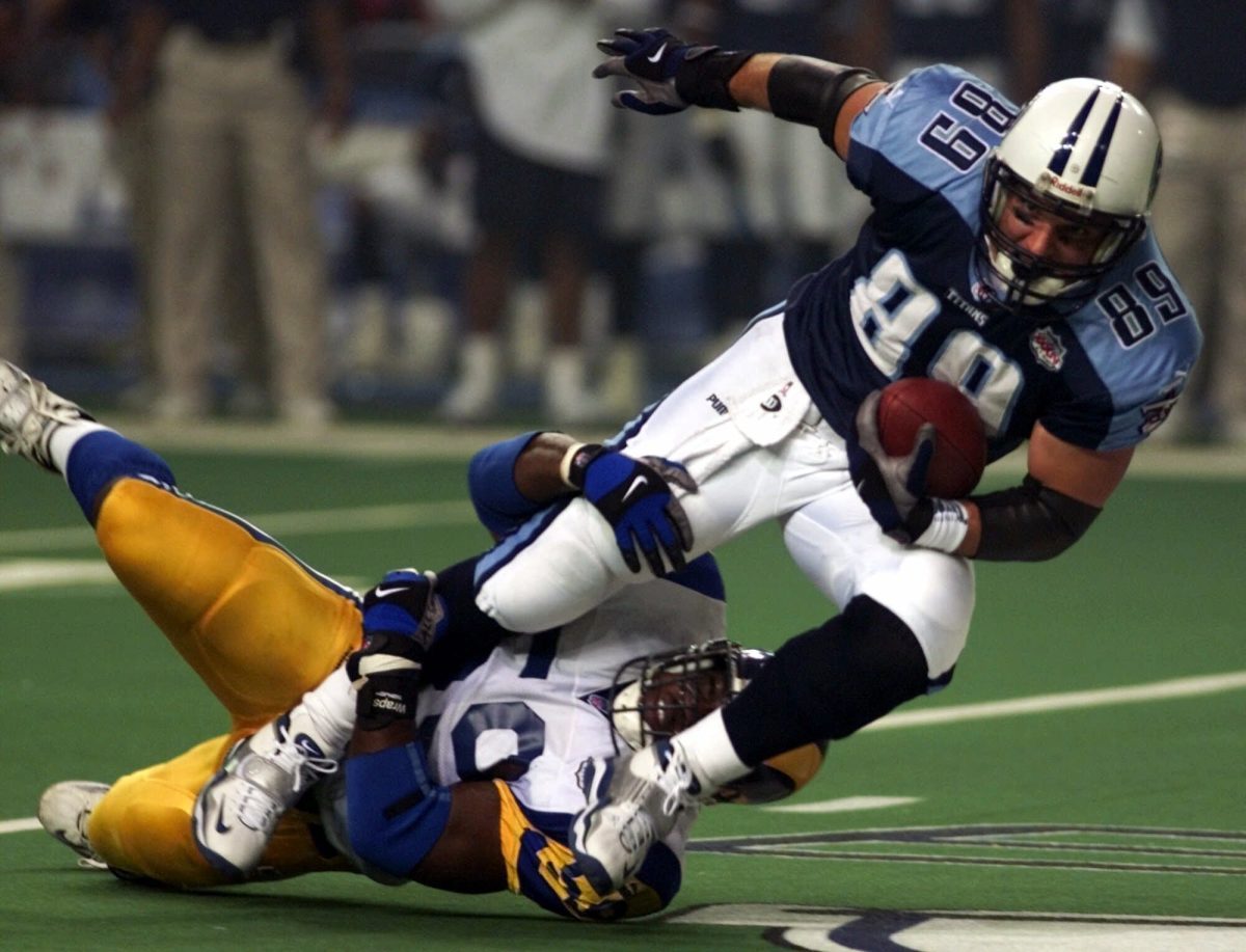 Study: 1 in 4 NFL players may develop CTE, hundreds already diagnosed