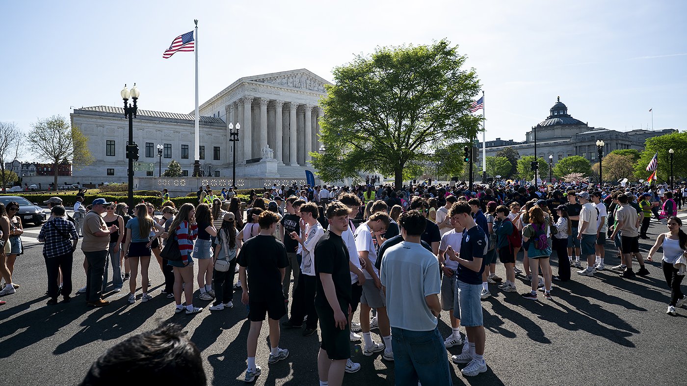 Supreme Court's June Crunch: Trump's Agenda Hinges on Birthright, Firing Power, Transgender Bans
