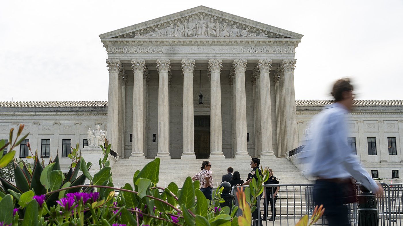 Supreme Court Sides with Trump on TPS Termination, Limits Judicial Review