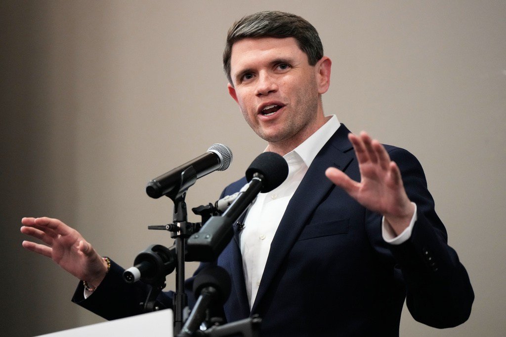 Talarico Goes Solo in CNN Town Hall as Paxton Skips Debate