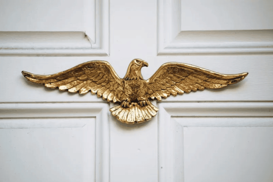 The Fading Tradition of Bald Eagle Plaques on American Homes: Who Still Qualifies?