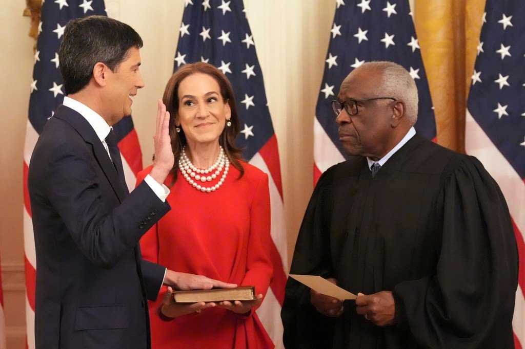 Thomas's tenure tied to Supreme Court's historic trust collapse