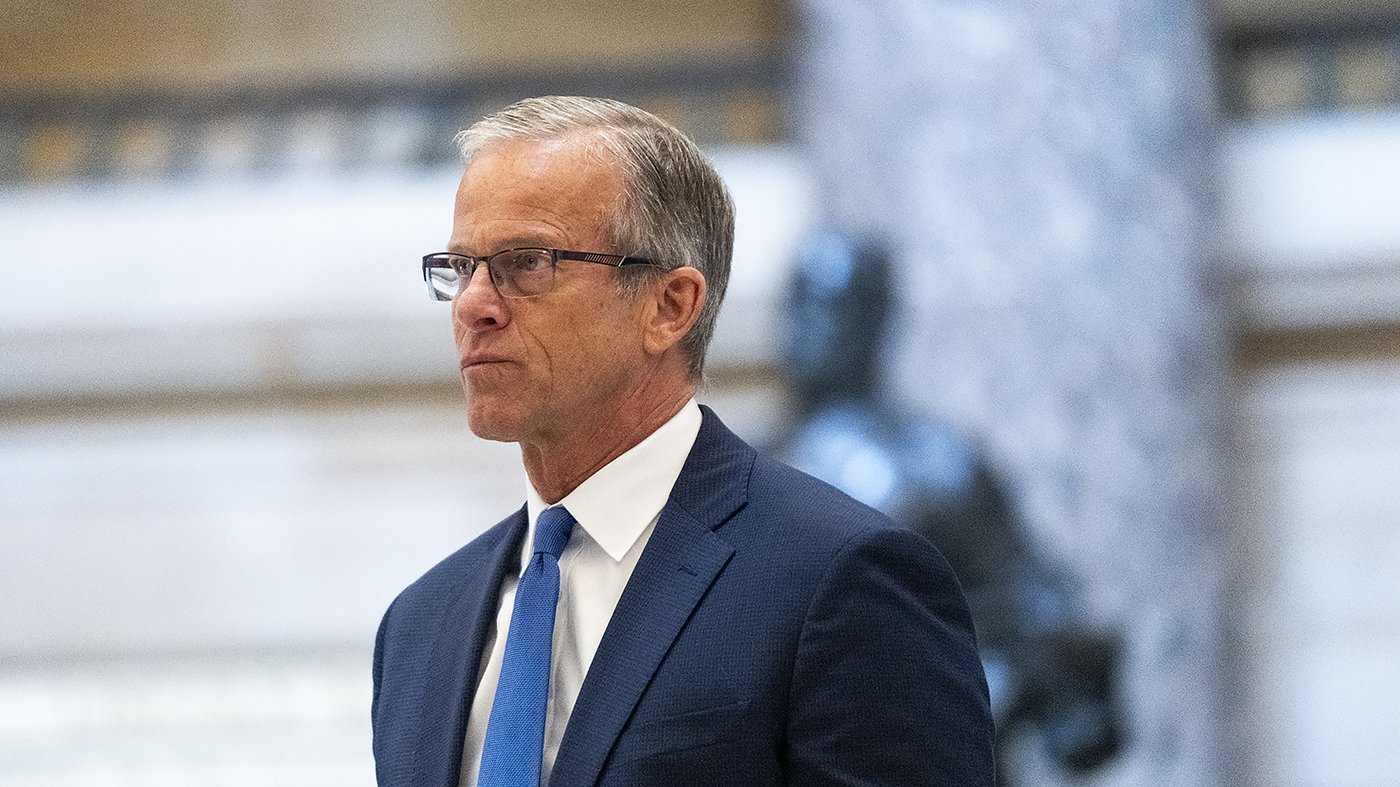 Thune Proposes 45-Day FISA Extension as House GOP Adds CBDC Ban, Risking Shutdown