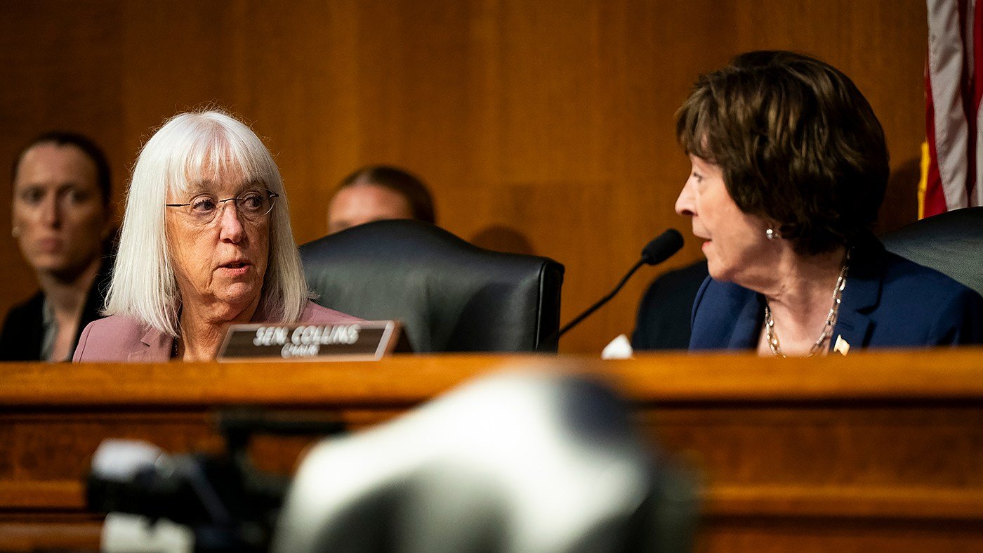 Top senators rebuke White House plan to inject politics into NIH grants